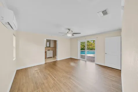 11901 NW 25th Street Plantation FL 33323