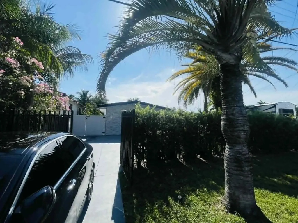2531 Gulfstream Lane Fort Lauderdale FL 33312