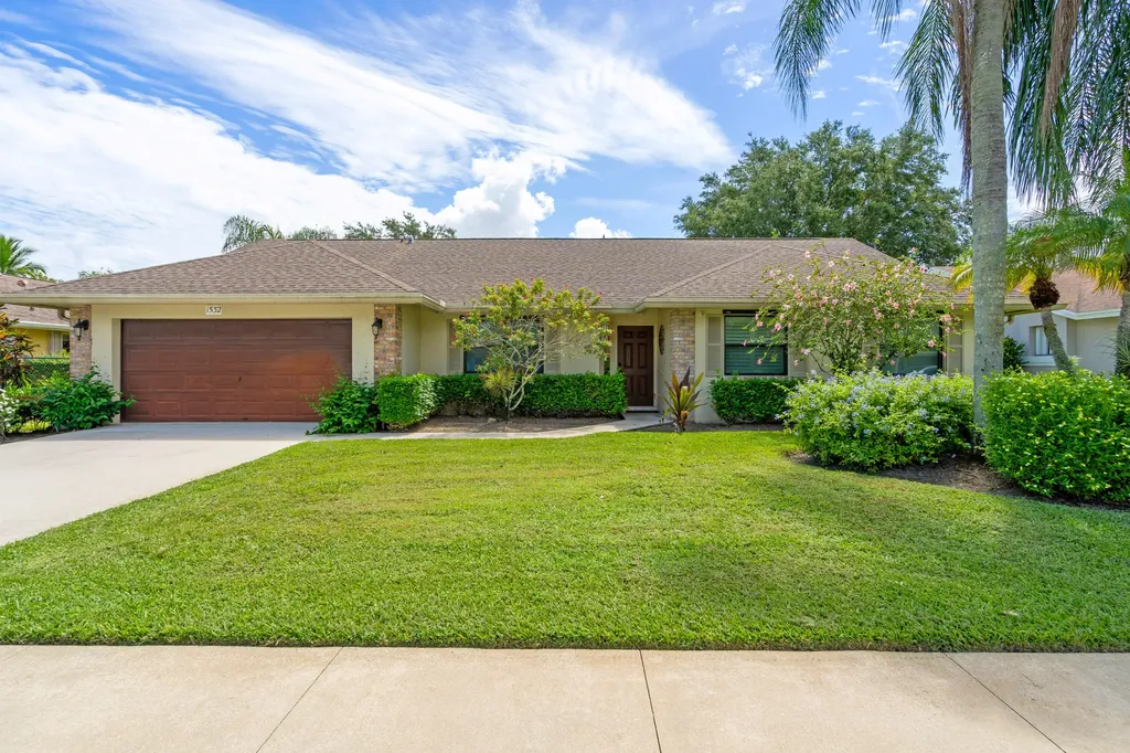 1532 Primrose Lane Wellington FL 33414