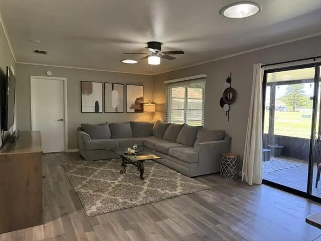 1478 SE Larkwood Circle Port St Lucie FL 34952