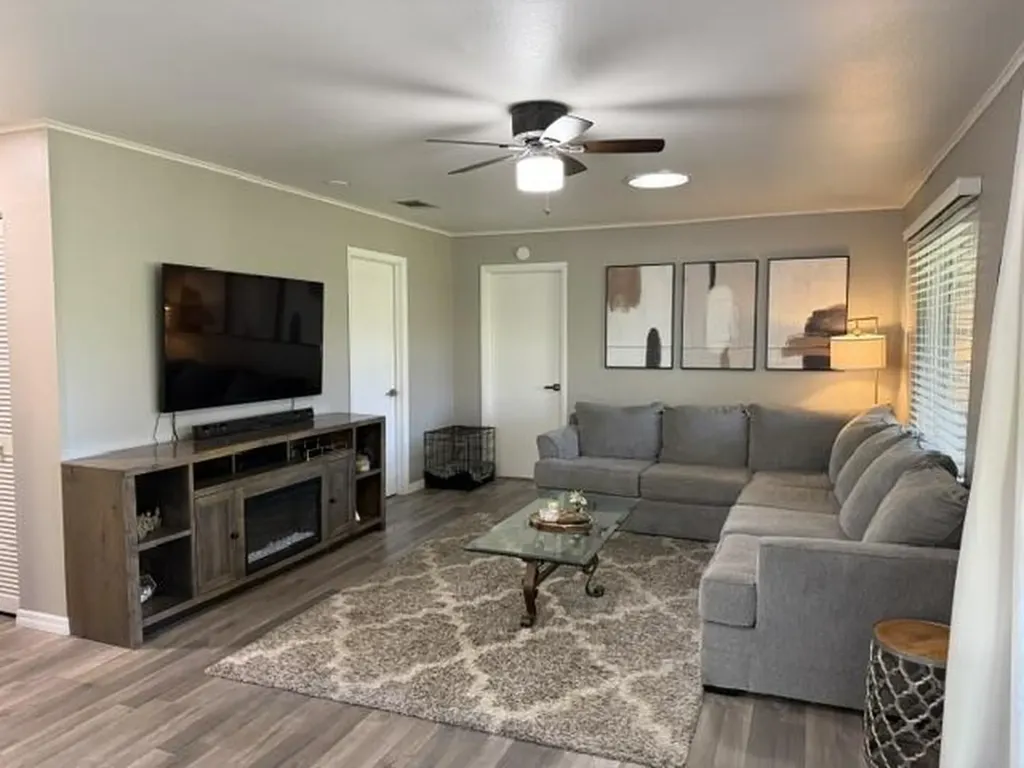 1478 SE Larkwood Circle Port St Lucie FL 34952