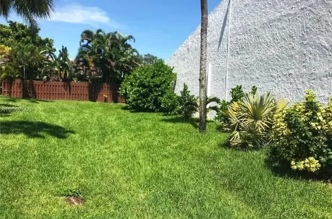 414 NE 195th Street Miami FL 33179