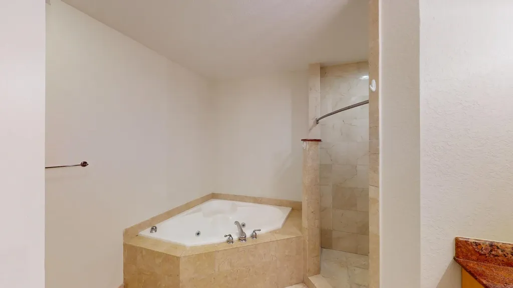 1610 Presidential Way West Palm Beach FL 33401