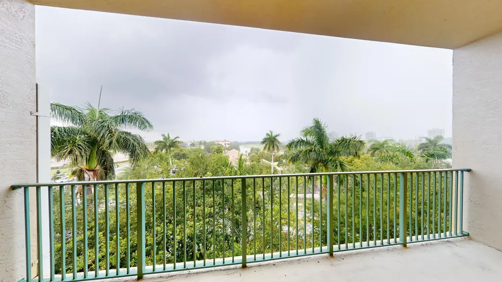 1610 Presidential Way West Palm Beach FL 33401