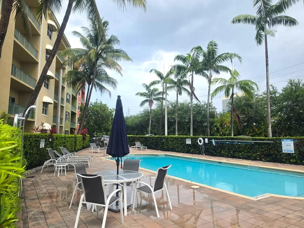 1610 Presidential Way West Palm Beach FL 33401