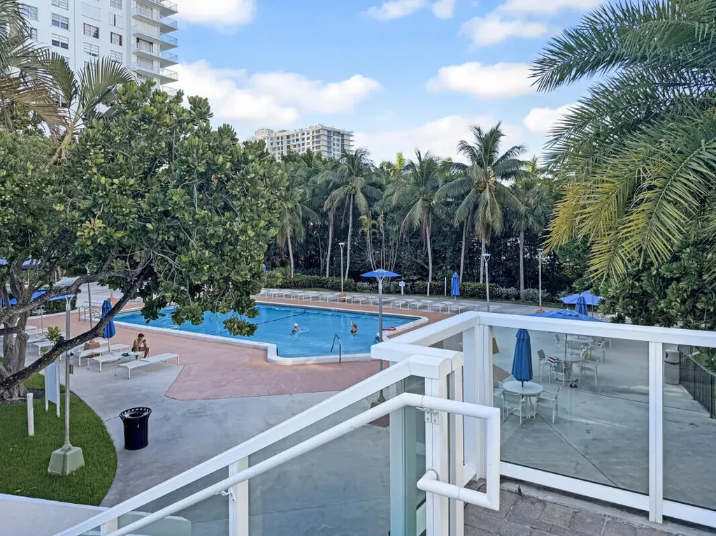 2801 NE 183rd Street Aventura FL 33160