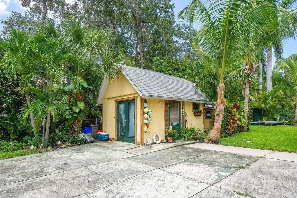 11091 Ellison Wilson Road North Palm Beach FL 33408