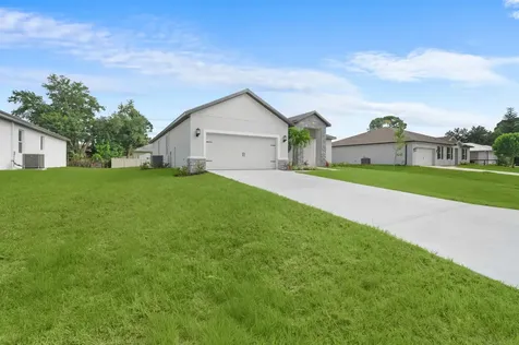 7876 104th Avenue Vero Beach FL 32967