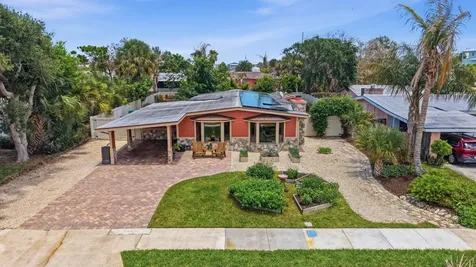 1055 S Brevard Avenue Cocoa Beach FL 32931