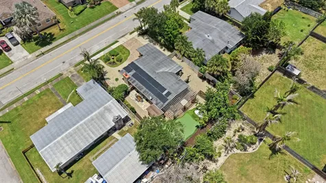 1055 S Brevard Avenue Cocoa Beach FL 32931