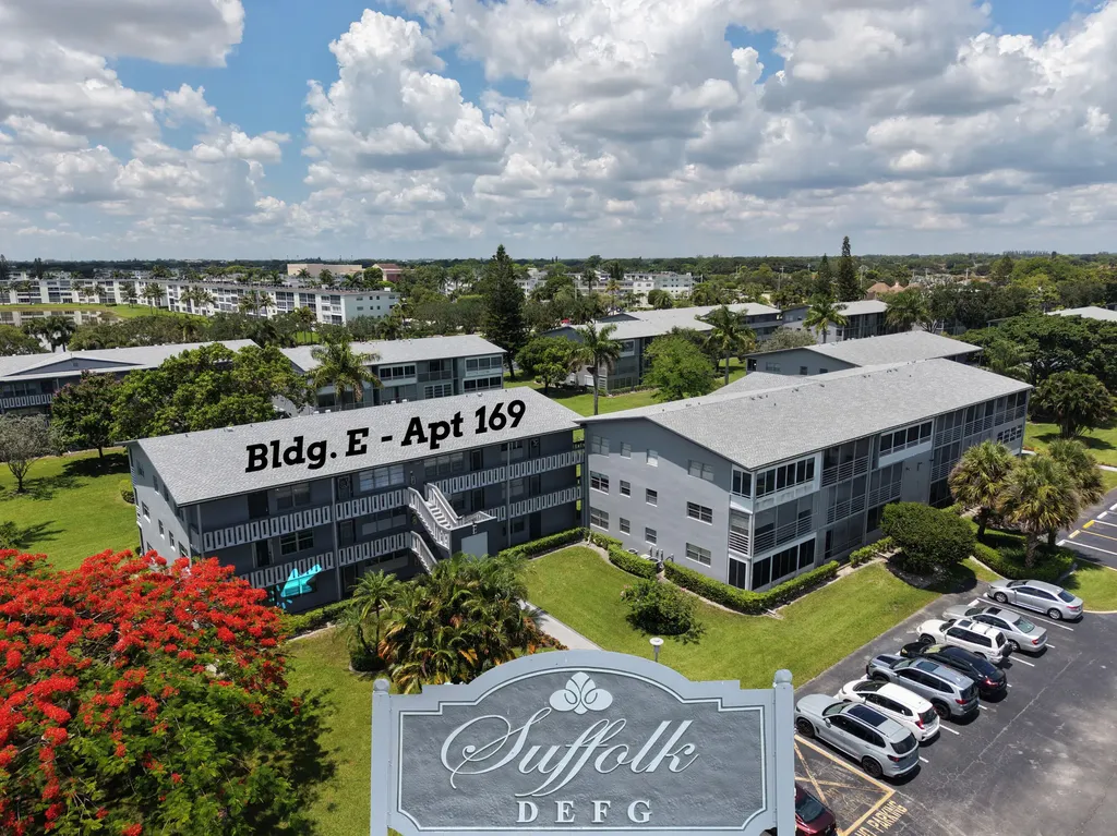 169 Suffolk E Boca Raton FL 33434