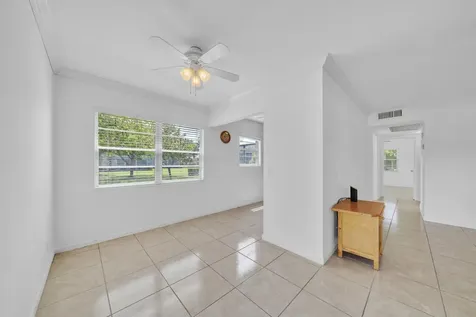 169 Suffolk E Boca Raton FL 33434