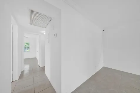 169 Suffolk E Boca Raton FL 33434