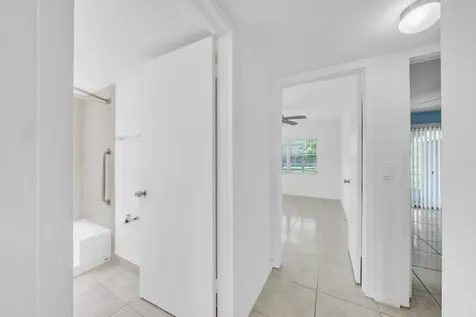 169 Suffolk E Boca Raton FL 33434