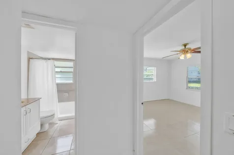 169 Suffolk E Boca Raton FL 33434