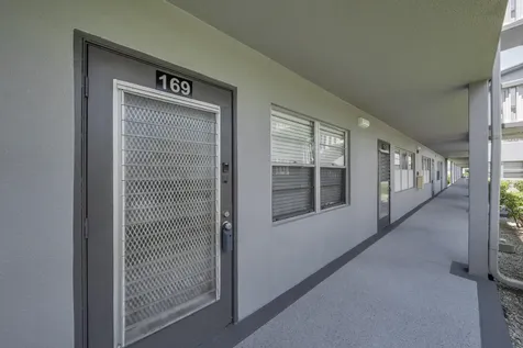 169 Suffolk E Boca Raton FL 33434