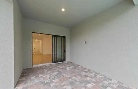 2107 Freemont Drive Naples FL 34120