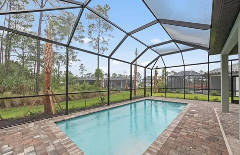 2107 Freemont Drive Naples FL 34120