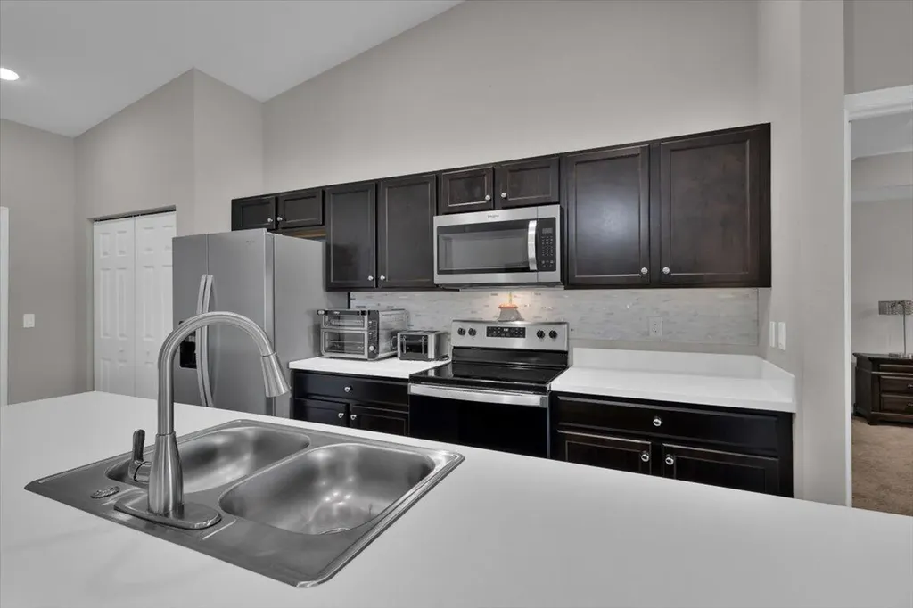 449 SE Whitmore Drive Port St Lucie FL 34984