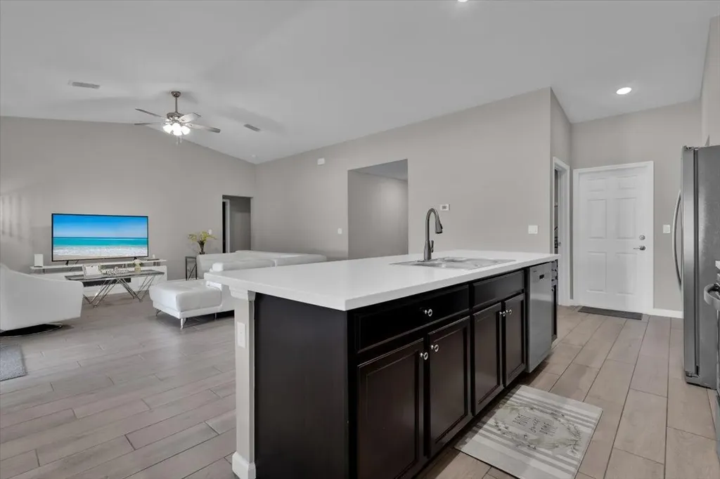 449 SE Whitmore Drive Port St Lucie FL 34984