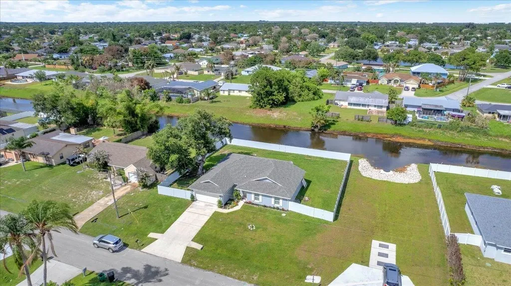 449 SE Whitmore Drive Port St Lucie FL 34984