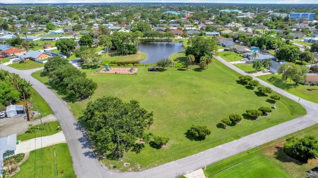 449 SE Whitmore Drive Port St Lucie FL 34984