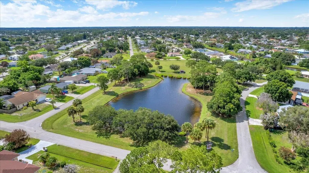 449 SE Whitmore Drive Port St Lucie FL 34984
