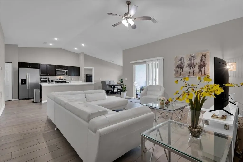 449 SE Whitmore Drive Port St Lucie FL 34984