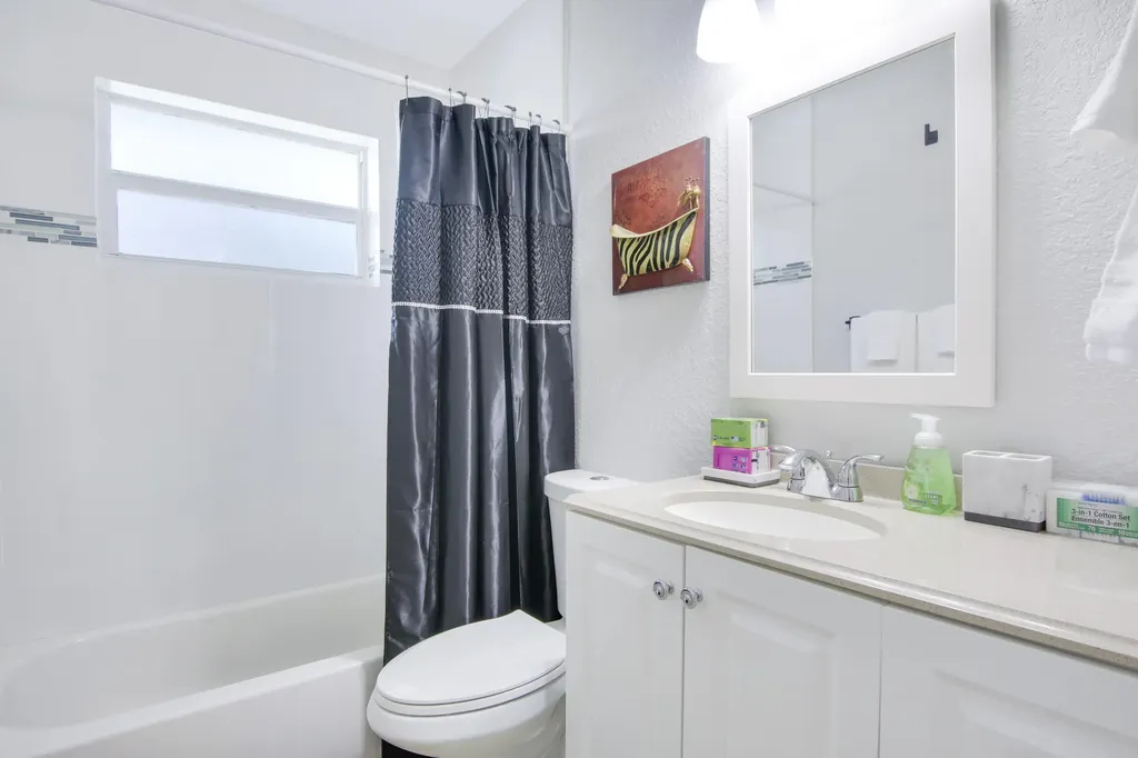 19185 SE Homewood Avenue Jupiter FL 33469
