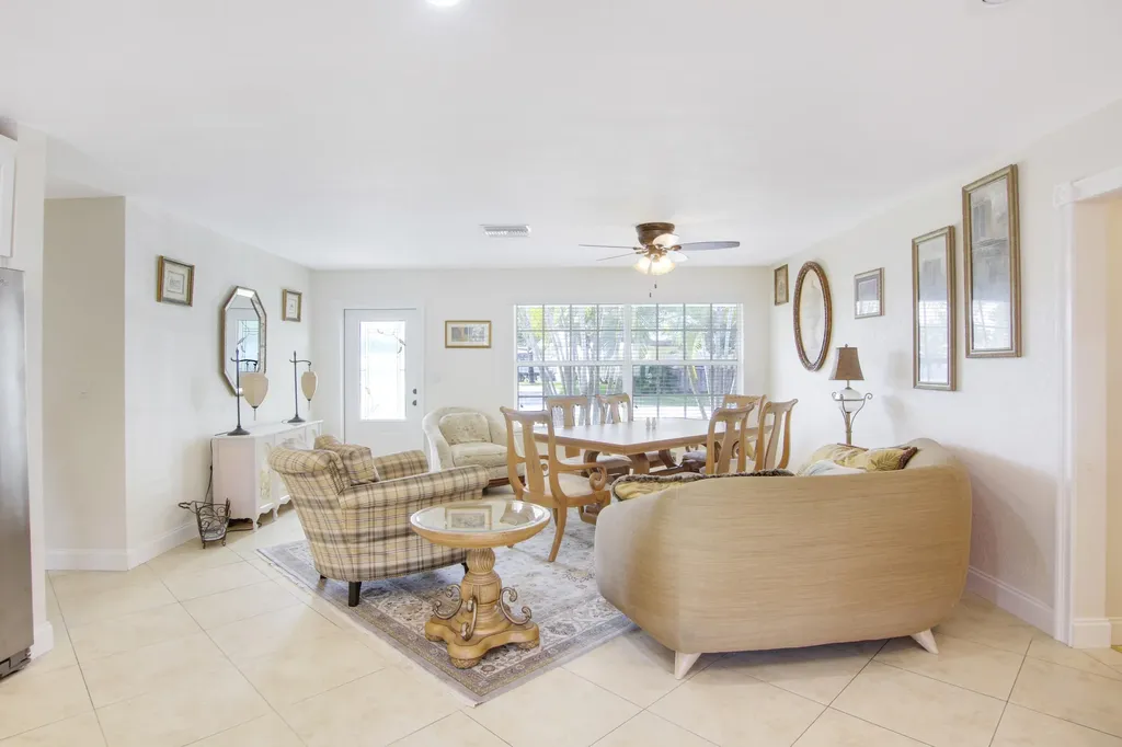 19185 SE Homewood Avenue Jupiter FL 33469