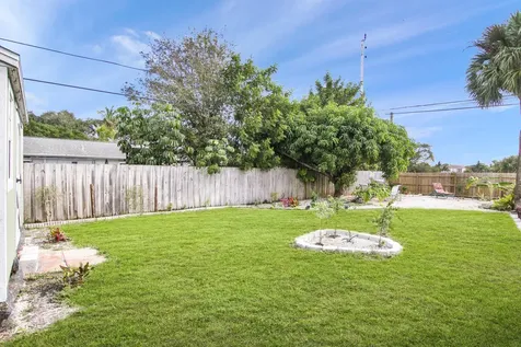 19185 SE Homewood Avenue Jupiter FL 33469