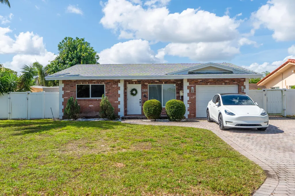 3166 NW 68th Street Fort Lauderdale FL 33309