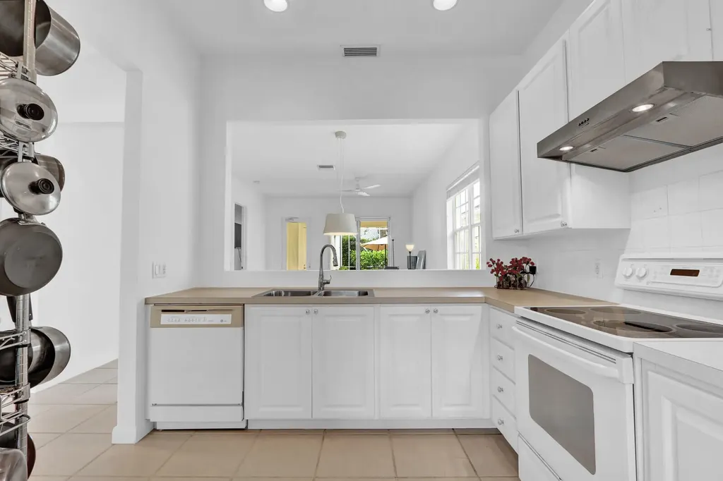216 Juniper Way Jupiter FL 33458