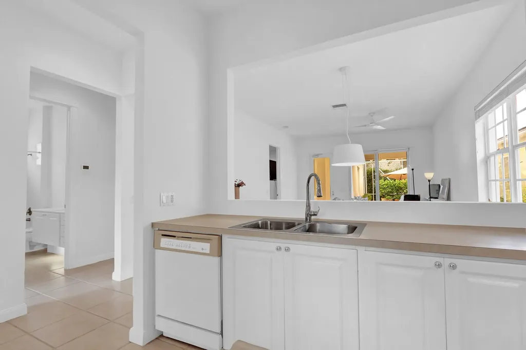 216 Juniper Way Jupiter FL 33458