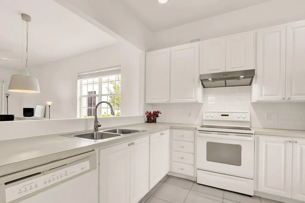 216 Juniper Way Jupiter FL 33458