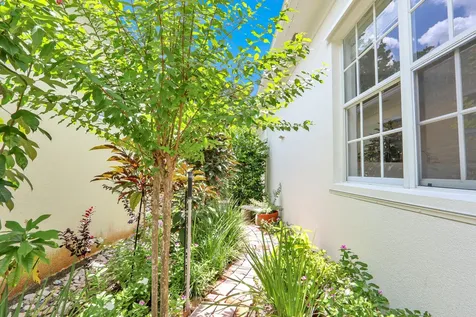 216 Juniper Way Jupiter FL 33458