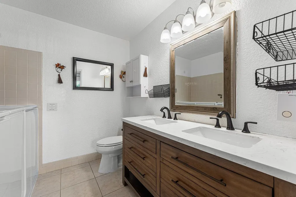 2638 Gately Drive E West Palm Beach FL 33415