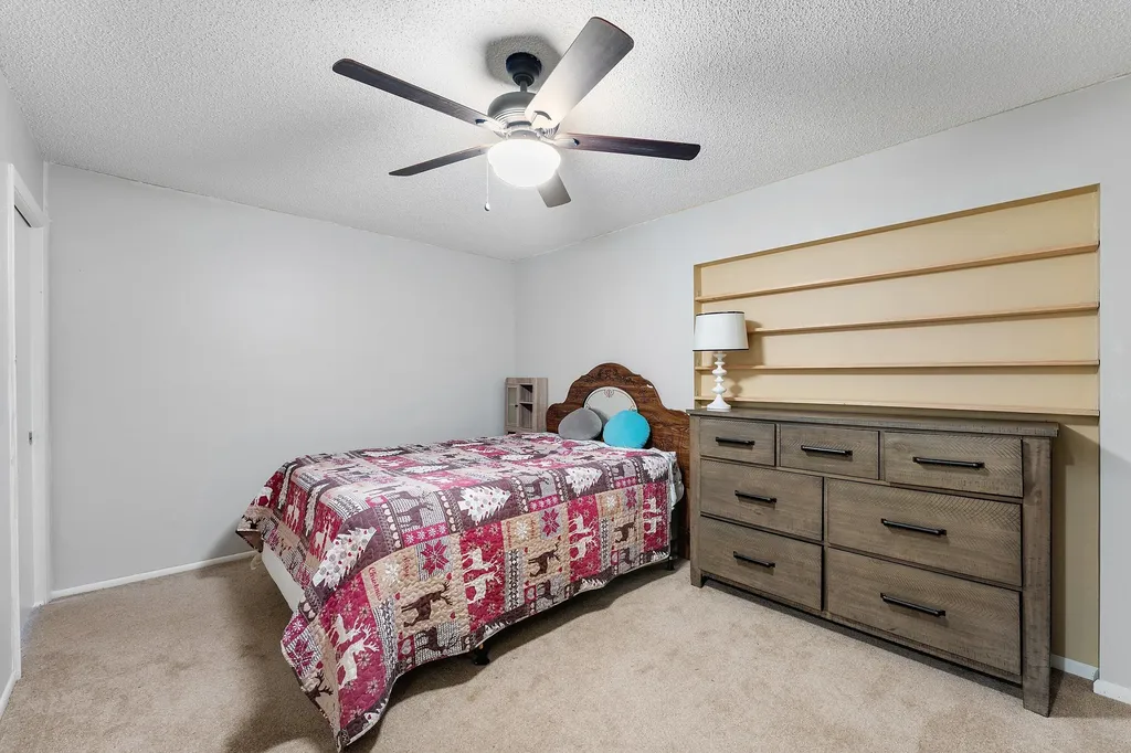 2638 Gately Drive E West Palm Beach FL 33415