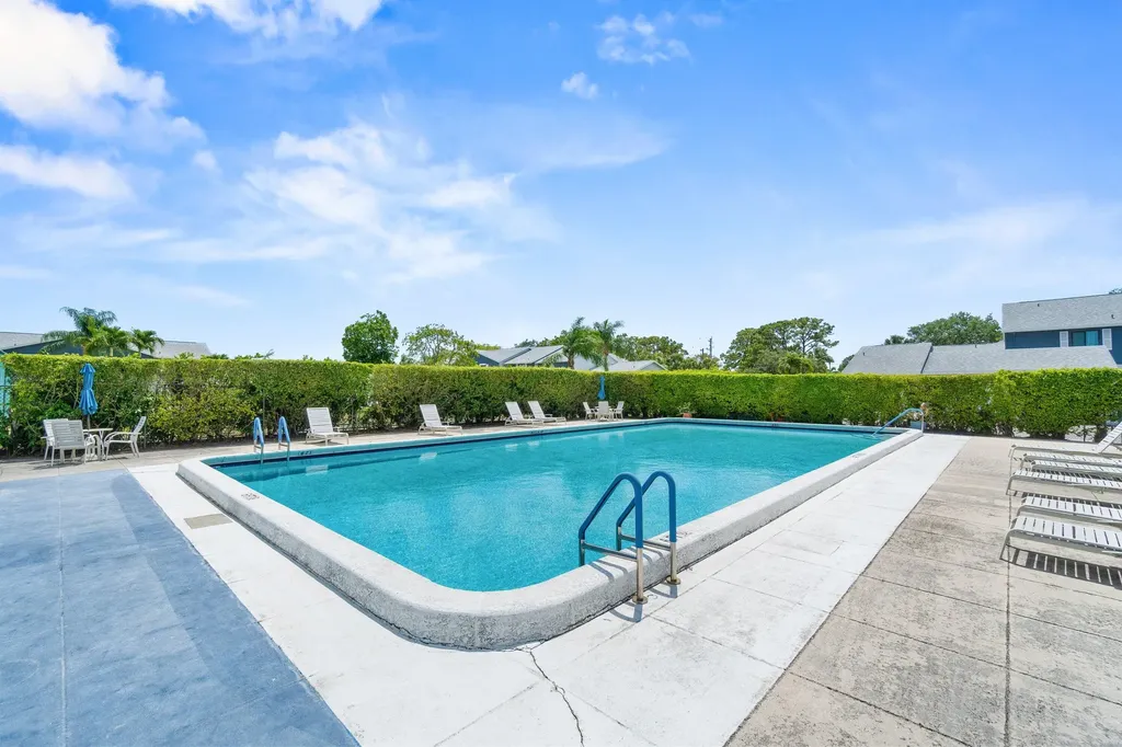 2638 Gately Drive E West Palm Beach FL 33415