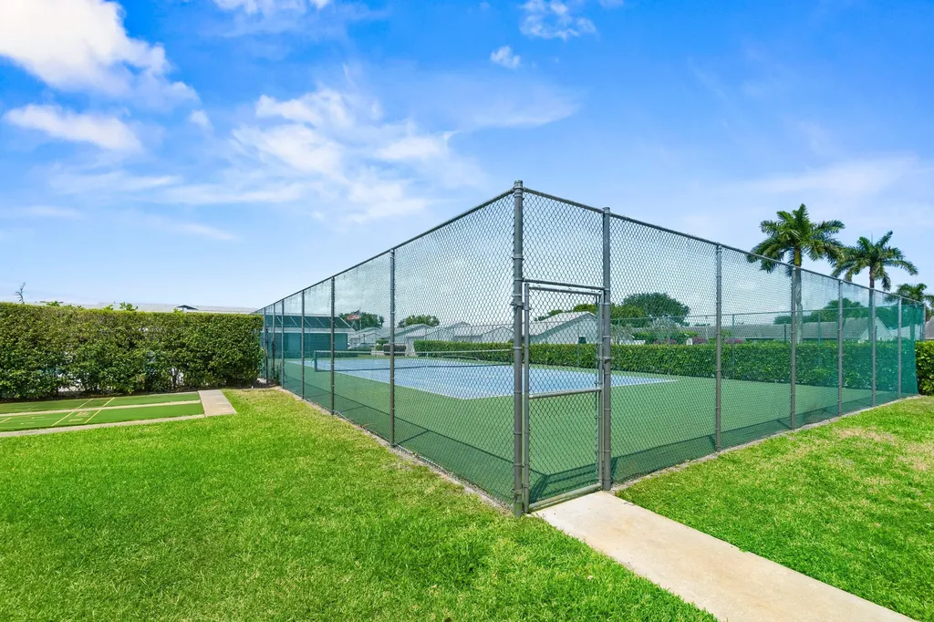 2638 Gately Drive E West Palm Beach FL 33415
