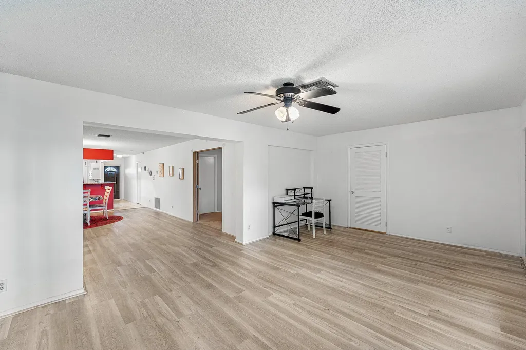 2638 Gately Drive E West Palm Beach FL 33415