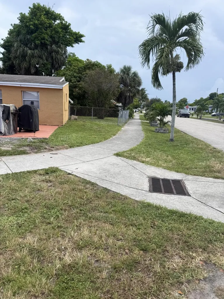 2071 NW 29th Terrace Fort Lauderdale FL 33311
