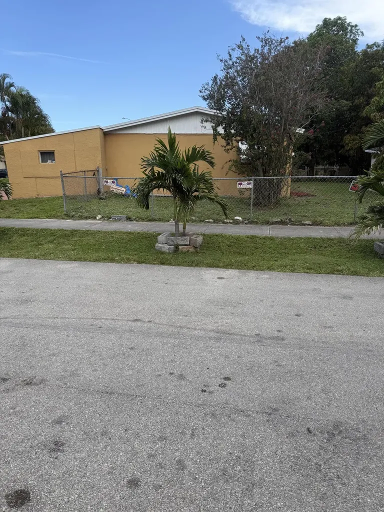 2071 NW 29th Terrace Fort Lauderdale FL 33311