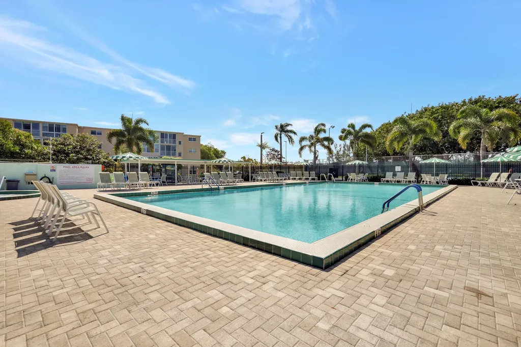 330 NE 26th Avenue Boynton Beach FL 33435