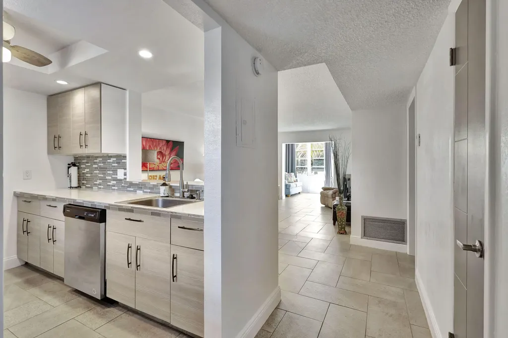 330 NE 26th Avenue Boynton Beach FL 33435
