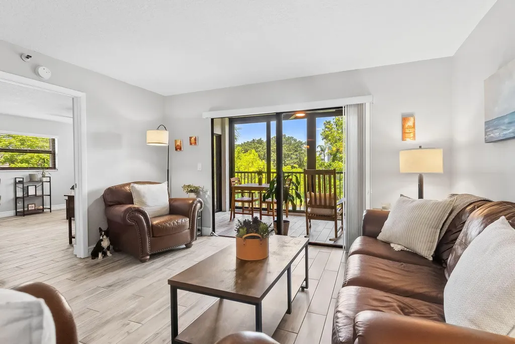 2215 Cypress Island Drive Pompano Beach FL 33069