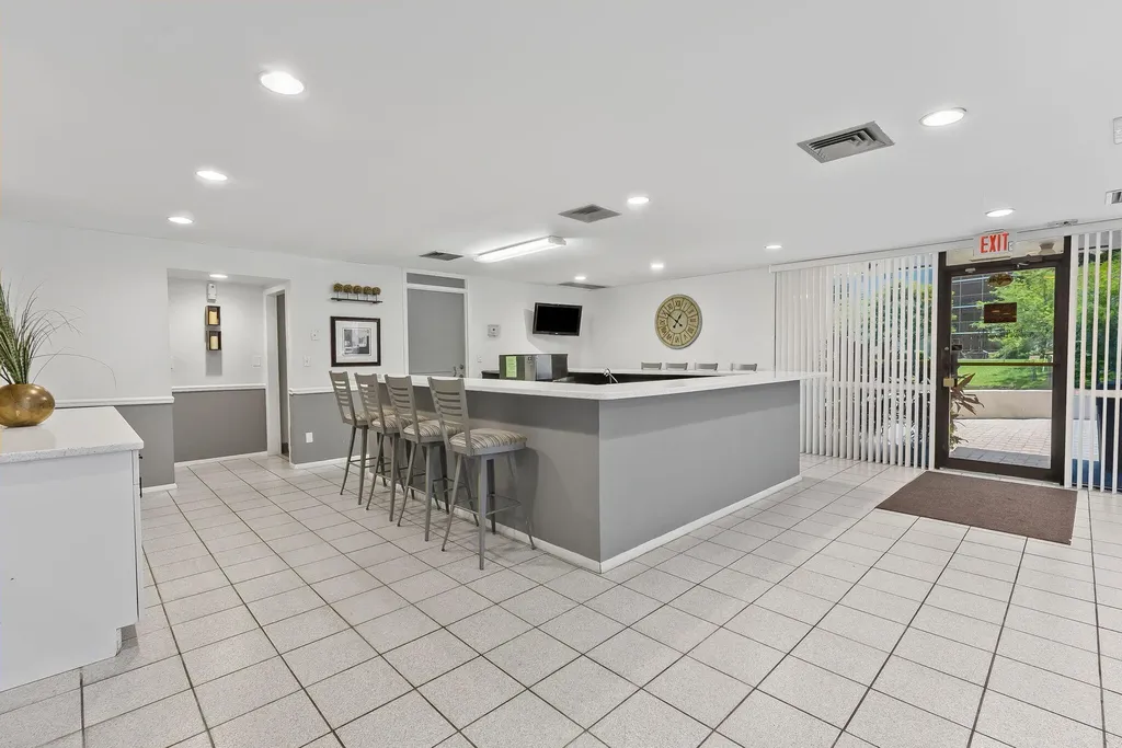 2215 Cypress Island Drive Pompano Beach FL 33069