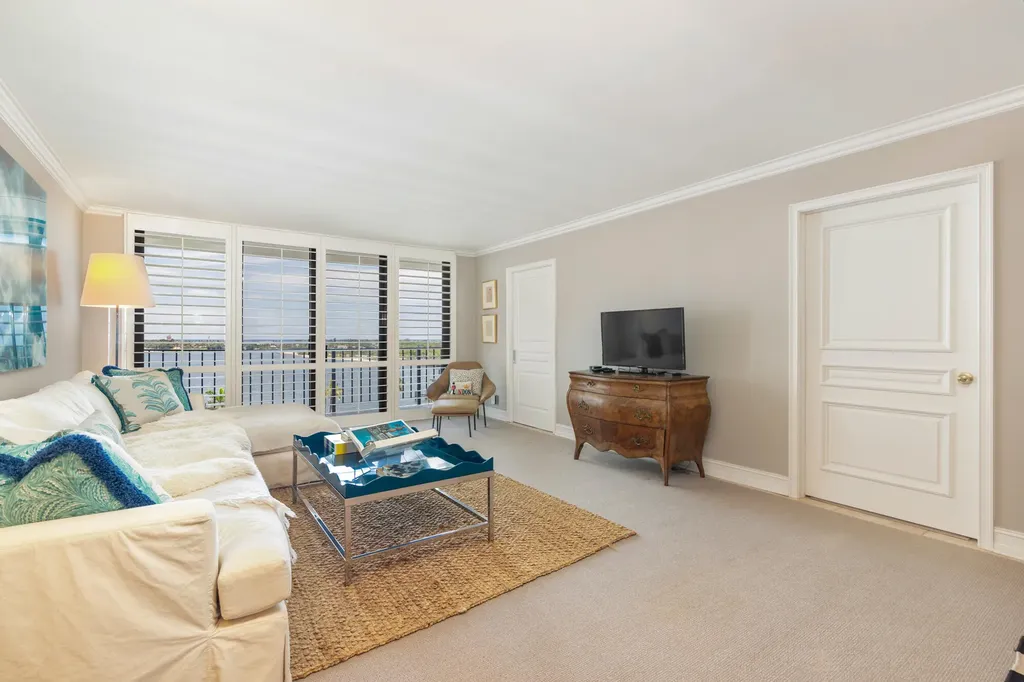 3800 Washington Road West Palm Beach FL 33405