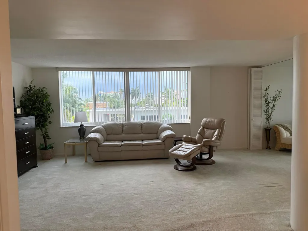 524 Orton Avenue Fort Lauderdale FL 33304