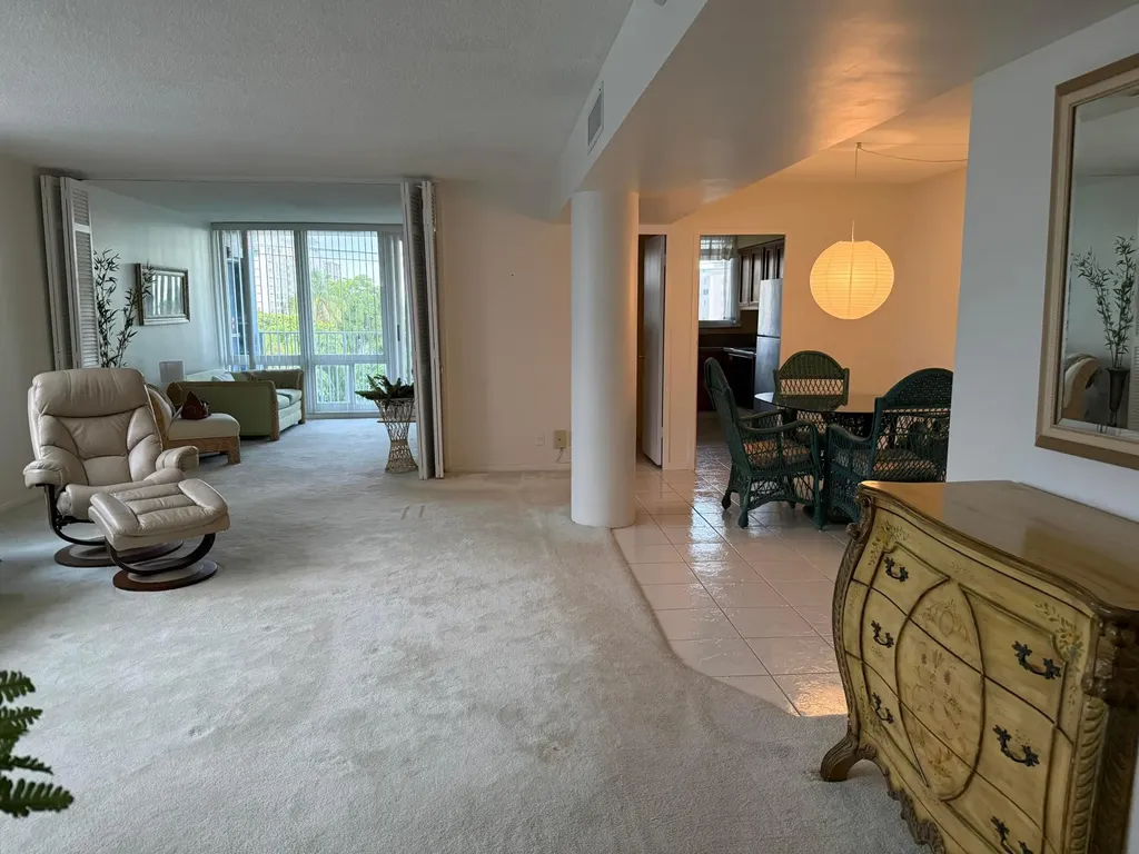 524 Orton Avenue Fort Lauderdale FL 33304